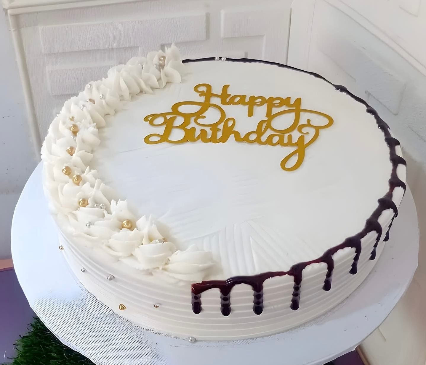 Classic Pearl Crown Cake/Nc-S023
